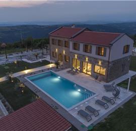 5 bedroom villa with heated pool near Momjan, Istria, sleep 12